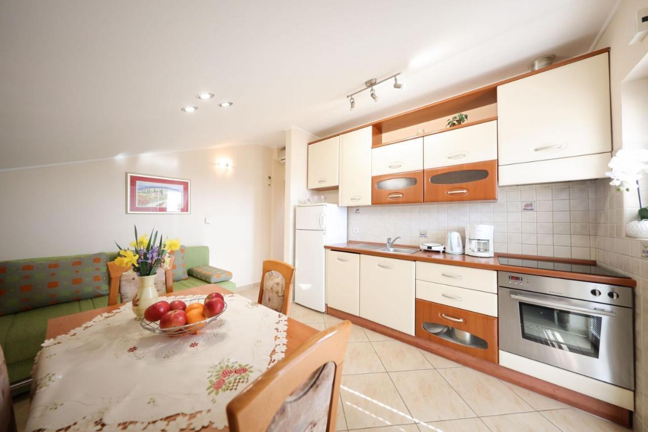 Apartments Mira ซาดาร์ ภายนอก รูปภาพ