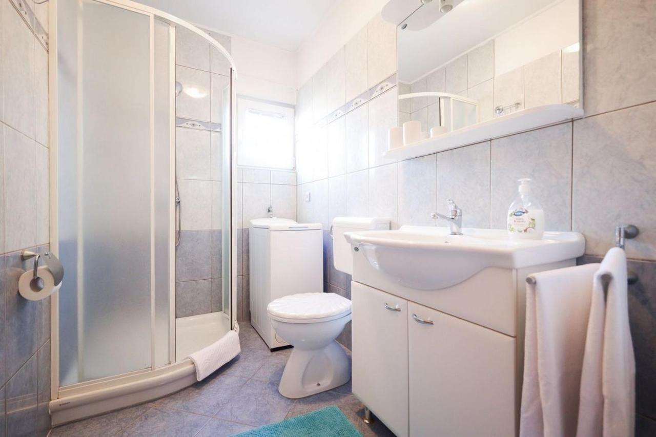 Apartments Mira ซาดาร์ ภายนอก รูปภาพ
